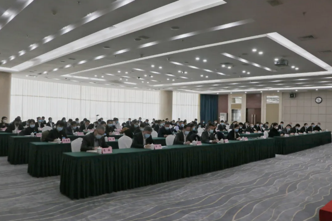 k1体育注册就送38元集团、温泉集团举办贯彻落实市第十三次党代会精神宣讲报告会(图3)