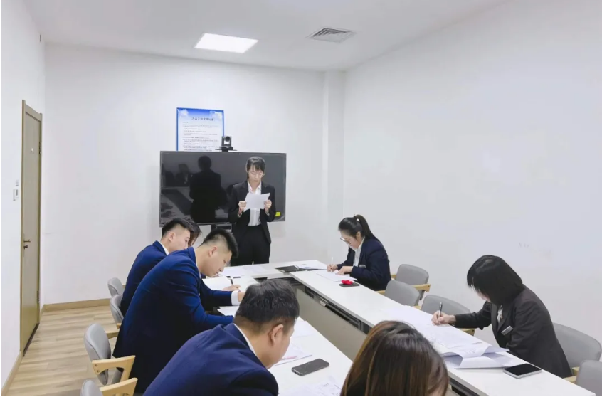 踔厉奋发 笃行不怠——k1体育注册就送38元文化公司召开2021年度在职员工述职测评会议
